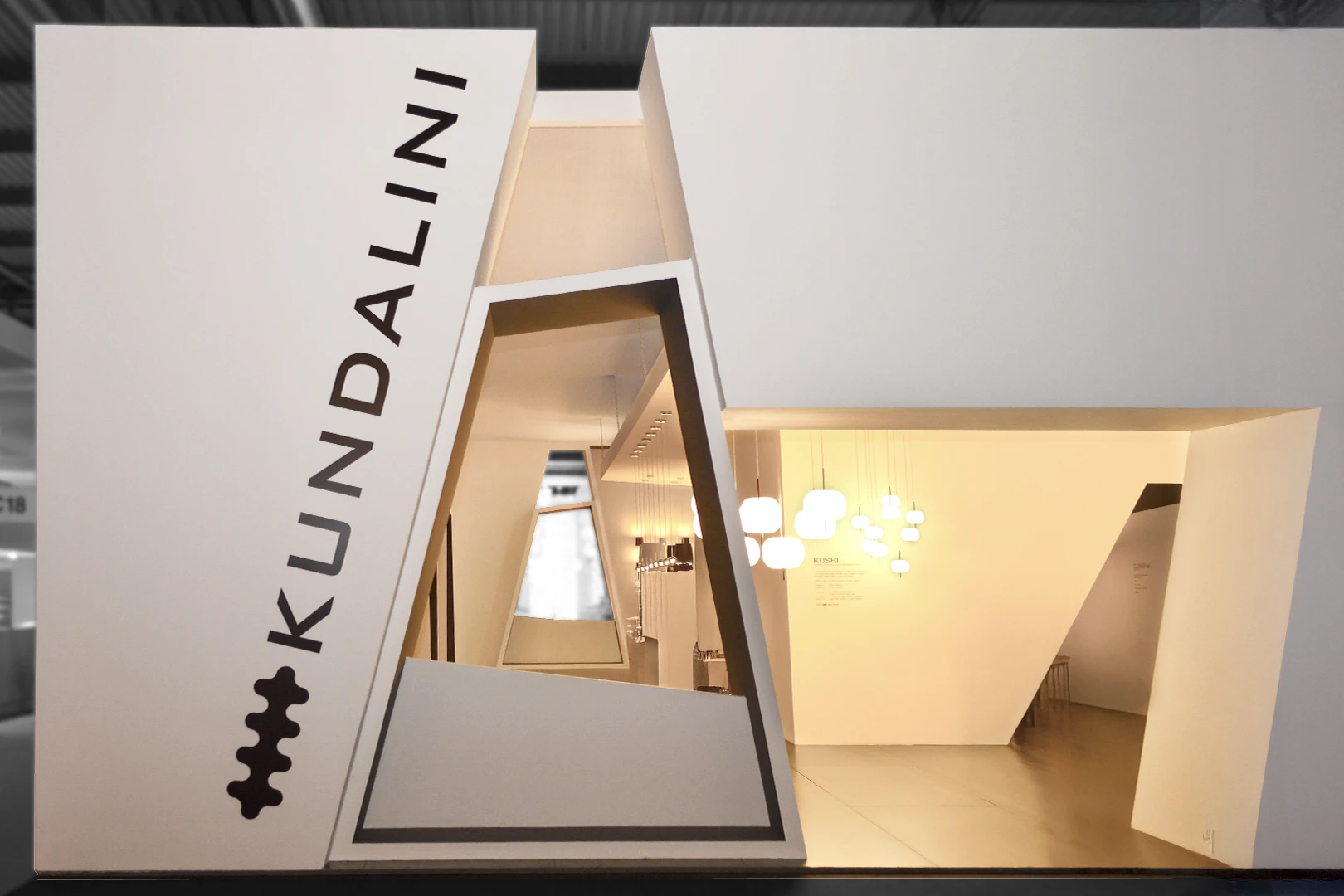 Allestimento stand Kundalini Salone del Mobile